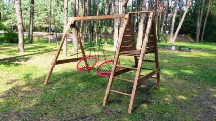 Kahe kiigega mänguväljak JONAS