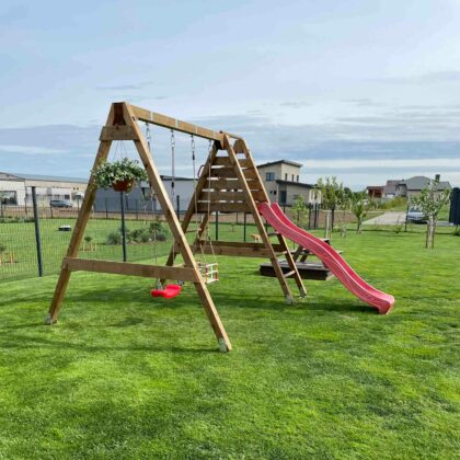 Kahe kiigega mänguväljak JONAS