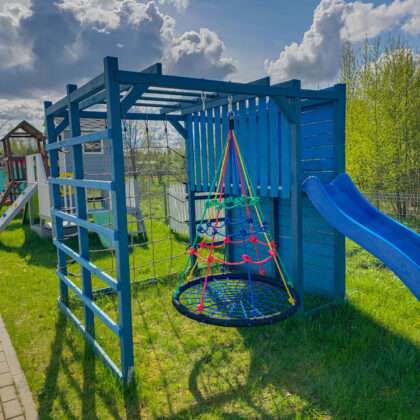 Pesakiik värviliste köitega