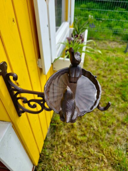 Linnuvann, 23,9 x 28,2 x 23,6 cm