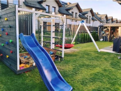 Mänguväljak LIISU kahe kiigega