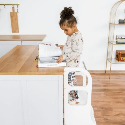 Laste puidust torntool, reguleeritava kõrgusega, valge