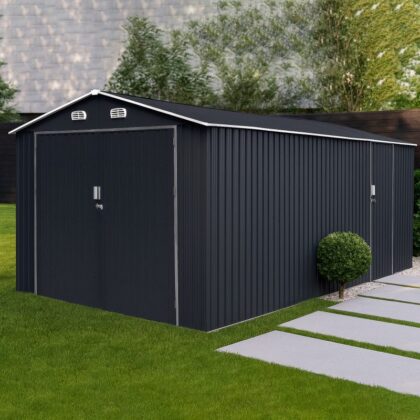 Metallist garaaž koos panipaigaga, 15 m2